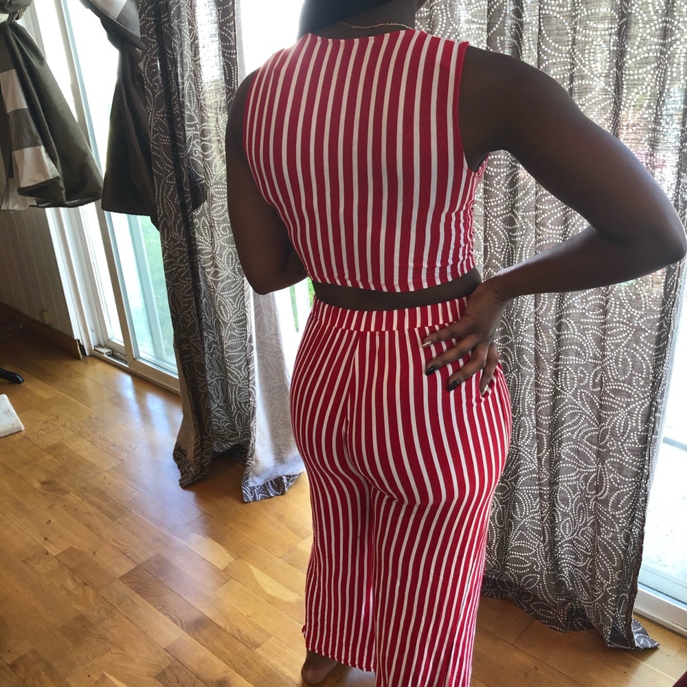 Matching set - Picture 2 of 2